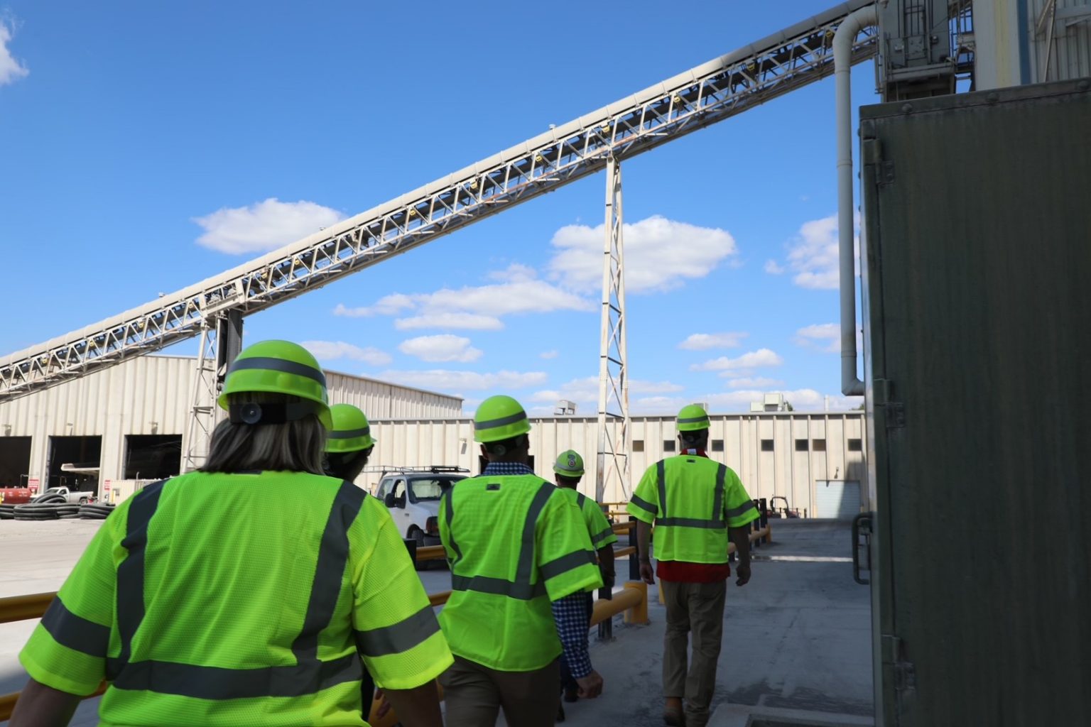 PHOTOS Sen. Marshall Tours Ash Grove Cement Company’s Chanute Plant